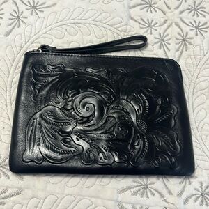 Patricia Nash wristlet